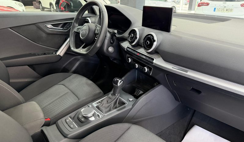 
								AUDI Q2 S line 35 TFSI S tronic completo									