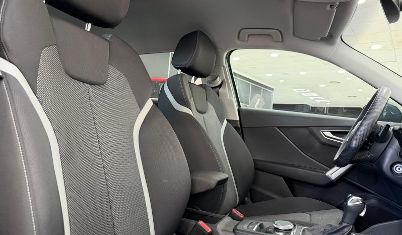 
								AUDI Q2 S line 35 TFSI S tronic completo									