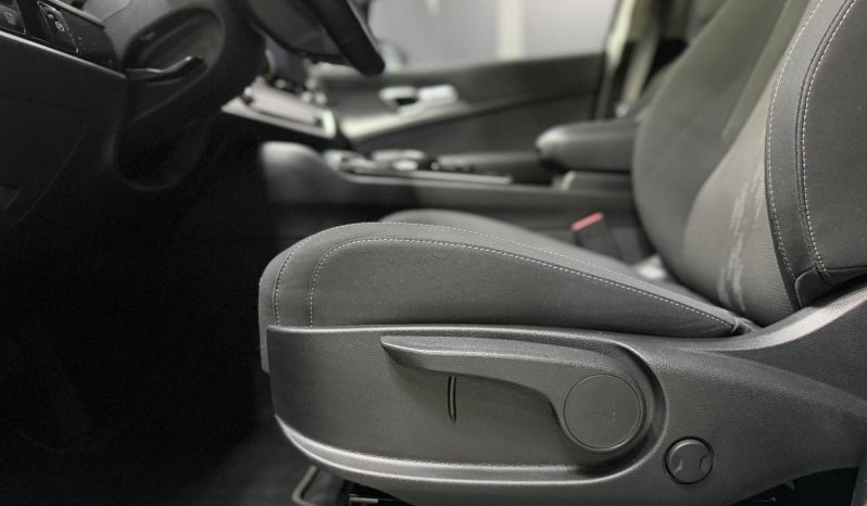 
								KIA Sportage 1.6 TGDi HEV Tech 4×2 completo									