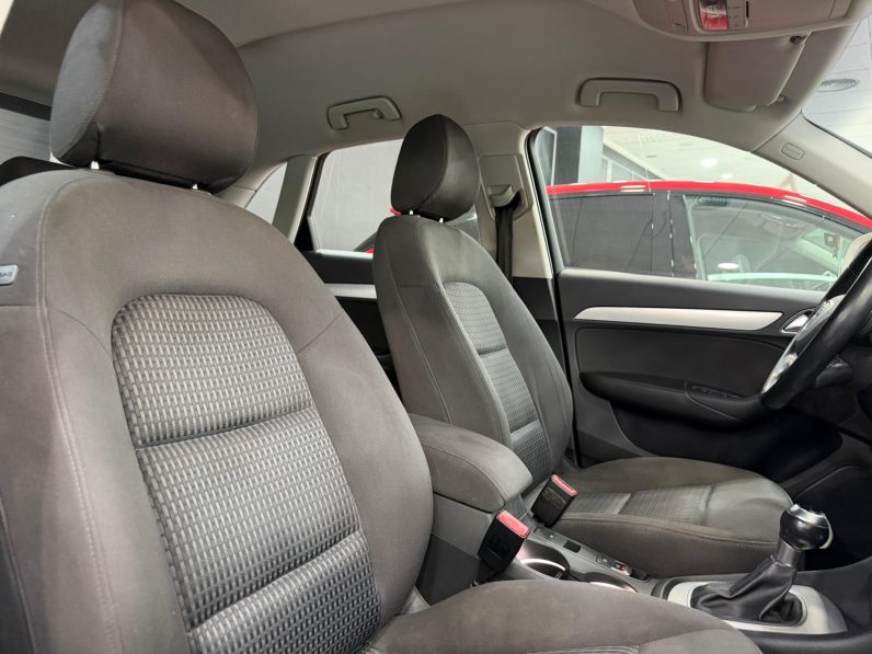 
								AUDI Q3 2.0 TDI quattro Str S line edition completo									