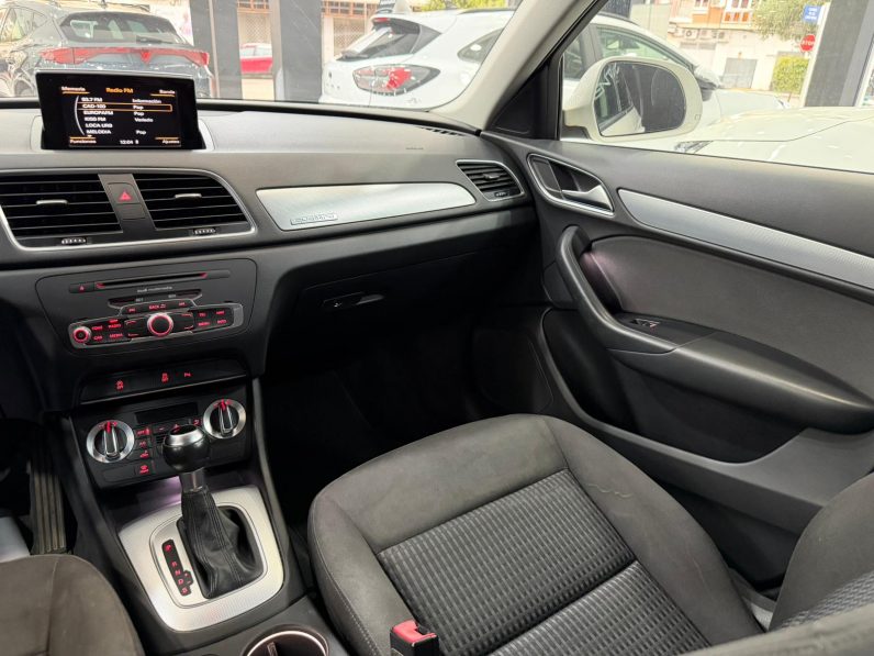 
								AUDI Q3 2.0 TDI quattro Str S line edition completo									