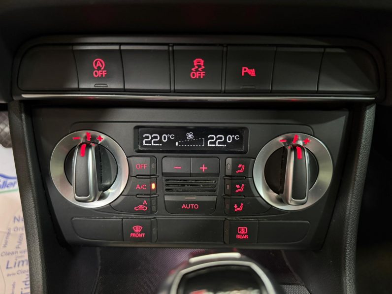 
								AUDI Q3 2.0 TDI quattro Str S line edition completo									