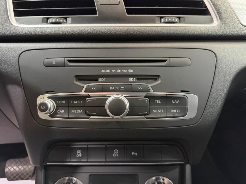 
								AUDI Q3 2.0 TDI quattro Str S line edition completo									