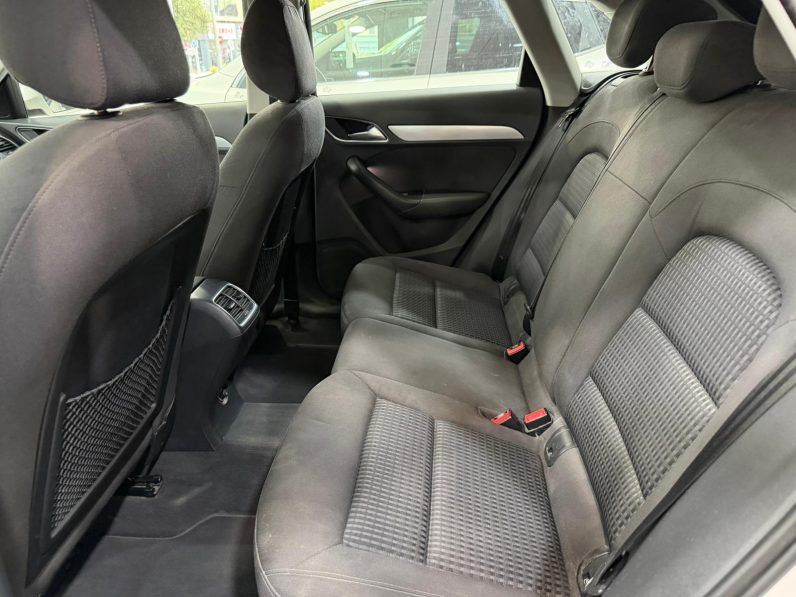 
								AUDI Q3 2.0 TDI quattro Str S line edition completo									