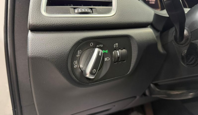 
								AUDI Q3 2.0 TDI quattro Str S line edition completo									