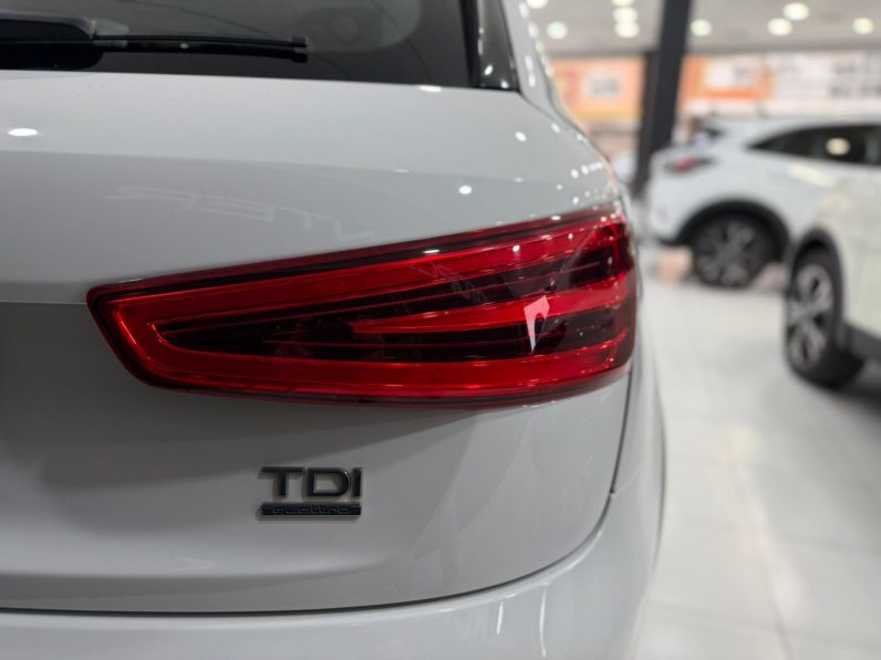 
								AUDI Q3 2.0 TDI quattro Str S line edition completo									