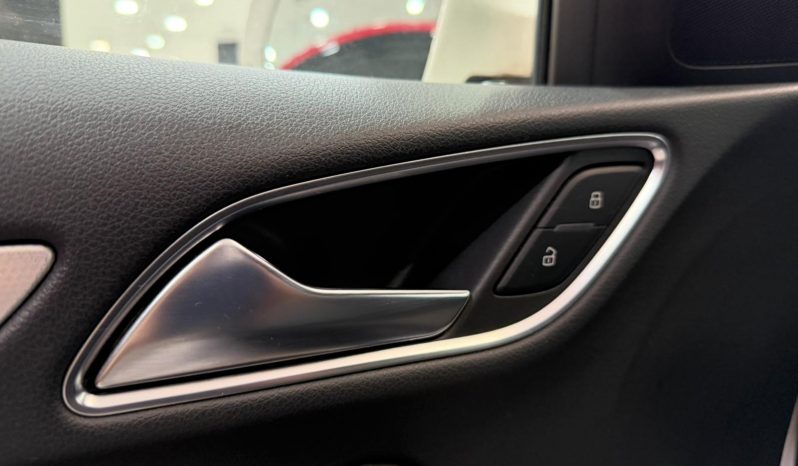 
								AUDI Q3 2.0 TDI quattro Str S line edition completo									