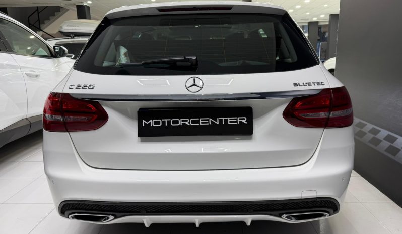 
								MERCEDES-BENZ Clase C C 220 BlueTEC AMG Line Estate completo									