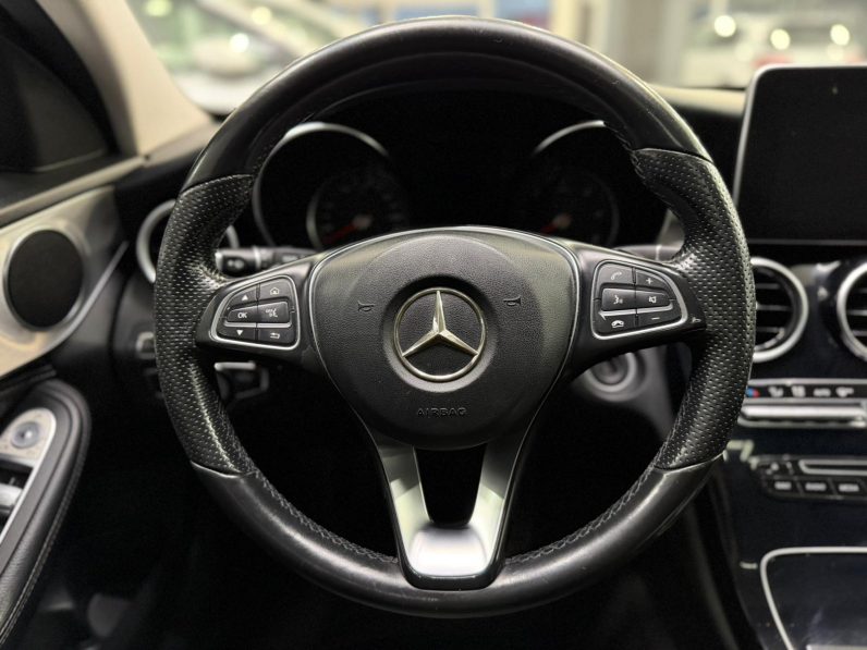 
								MERCEDES-BENZ Clase C C 220 BlueTEC AMG Line Estate completo									