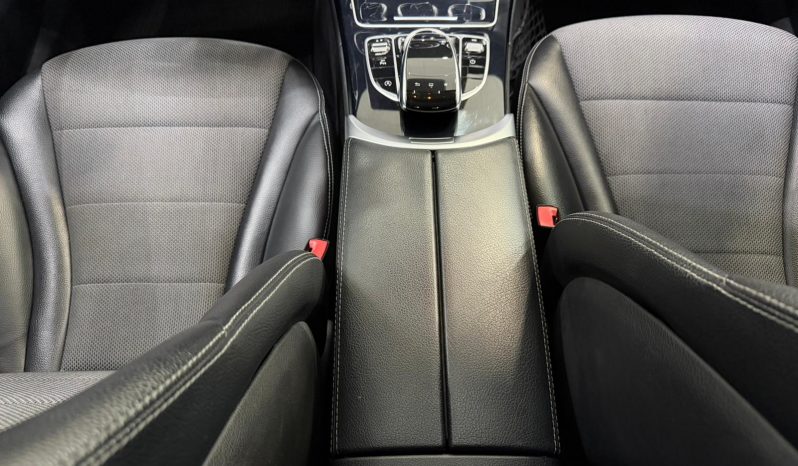 
								MERCEDES-BENZ Clase C C 220 BlueTEC AMG Line Estate completo									