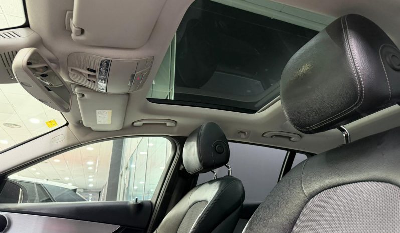 
								MERCEDES-BENZ Clase C C 220 BlueTEC AMG Line Estate completo									