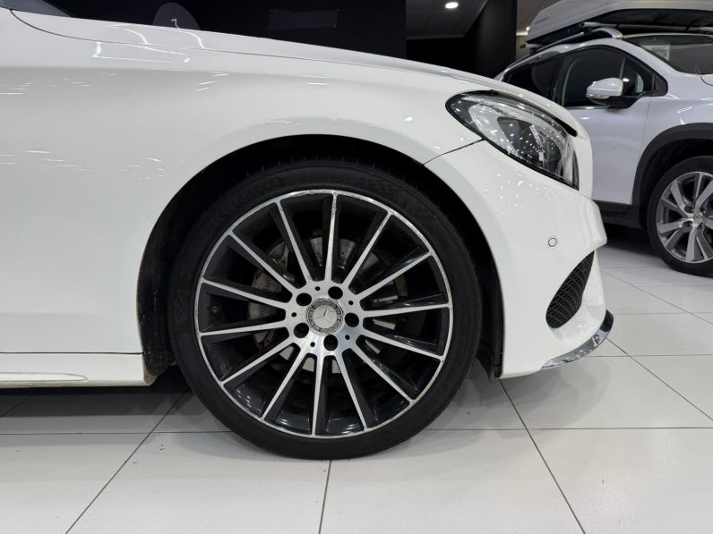 
								MERCEDES-BENZ Clase C C 220 BlueTEC AMG Line Estate completo									