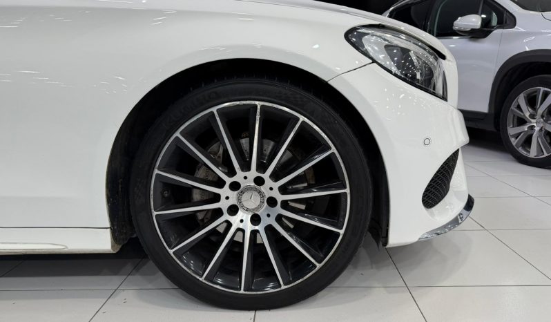 
								MERCEDES-BENZ Clase C C 220 BlueTEC AMG Line Estate completo									