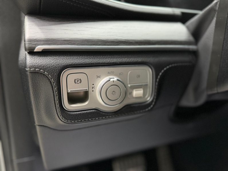 
								MERCEDES-BENZ GLE Coupé GLE 350 d 4MATIC completo									