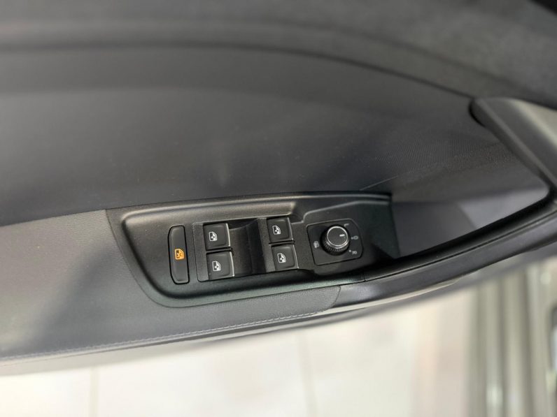 
								AUDI A1 Sportback 30 TFSI S tronic completo									