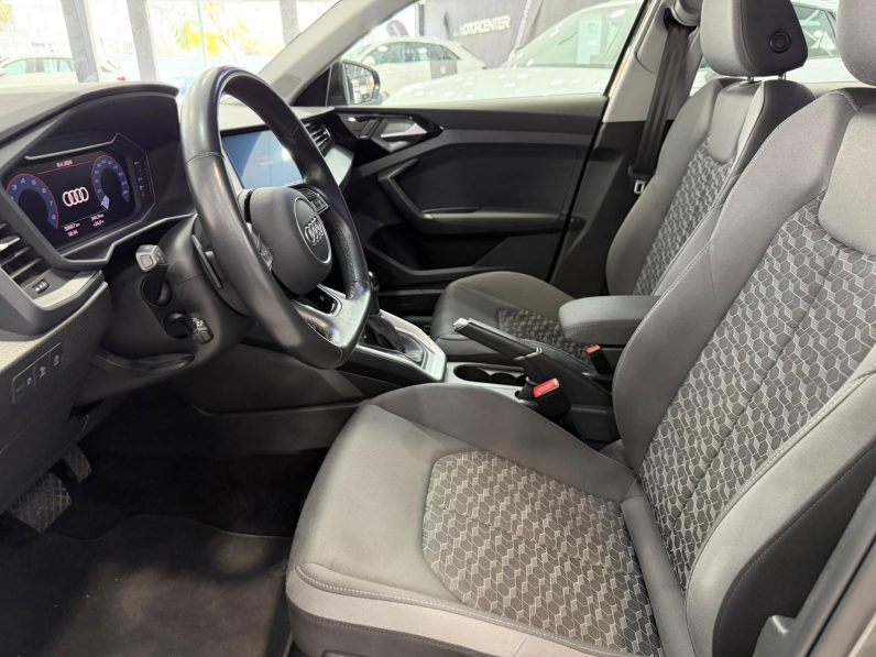 
								AUDI A1 Sportback 30 TFSI S tronic completo									