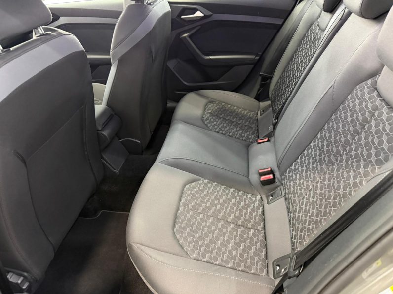 
								AUDI A1 Sportback 30 TFSI S tronic completo									