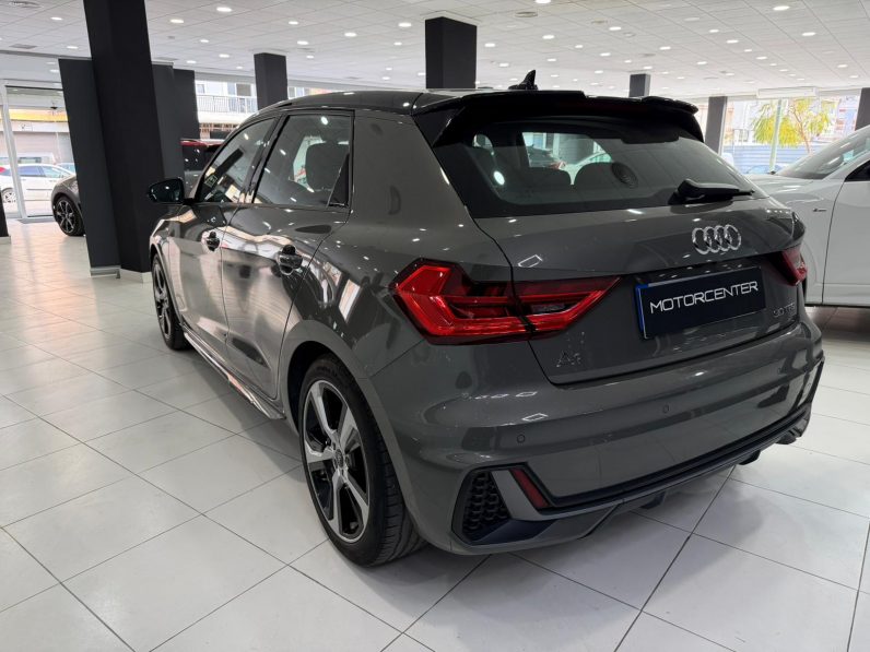 
								AUDI A1 Sportback 30 TFSI S tronic completo									