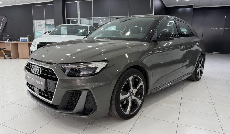 
								AUDI A1 Sportback 30 TFSI S tronic completo									