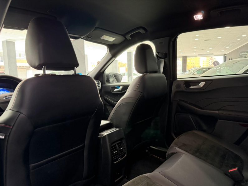 
								FORD Kuga STLine X 2.5 Duratec PHEV Auto completo									