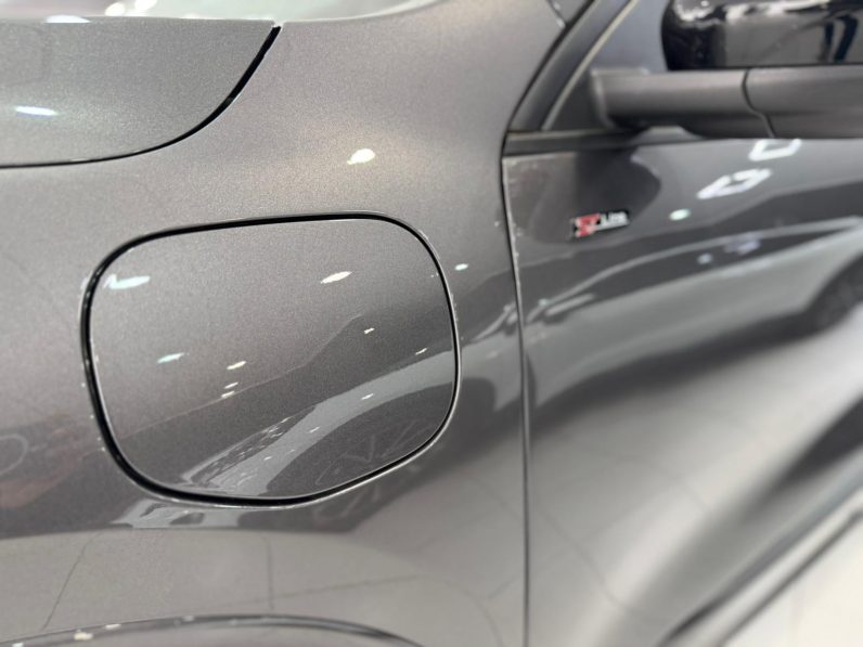 
								FORD Kuga STLine X 2.5 Duratec PHEV Auto completo									