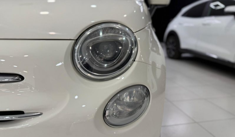 
								FIAT 500 Dolcevita 1.0 Hybrid 70 CV completo									