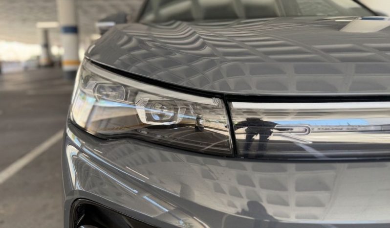
								VOLKSWAGEN Tiguan RLine 2.0 TDI DSG completo									