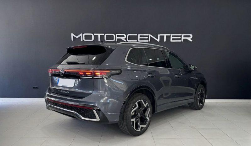 
								VOLKSWAGEN Tiguan RLine 2.0 TDI DSG completo									