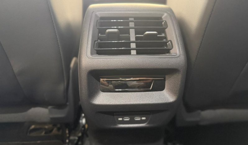 
								VOLKSWAGEN Tiguan RLine 2.0 TDI DSG completo									