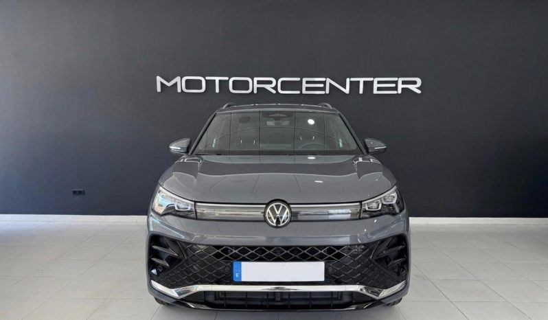 
								VOLKSWAGEN Tiguan RLine 2.0 TDI DSG completo									