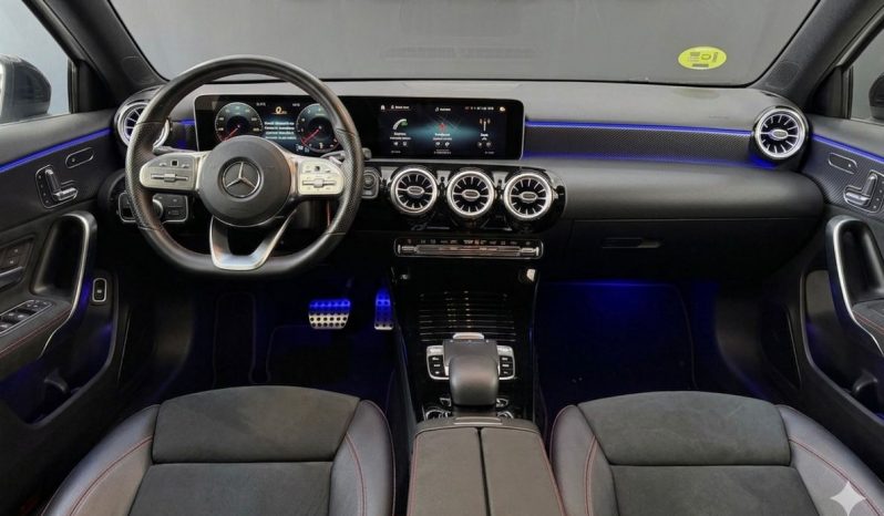 
								MERCEDES-BENZ Clase A A 200 completo									