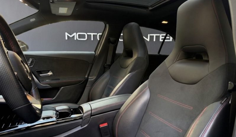 
								MERCEDES-BENZ Clase A A 200 completo									