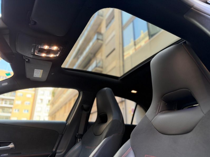 
								MERCEDES-BENZ Clase A A 200 completo									