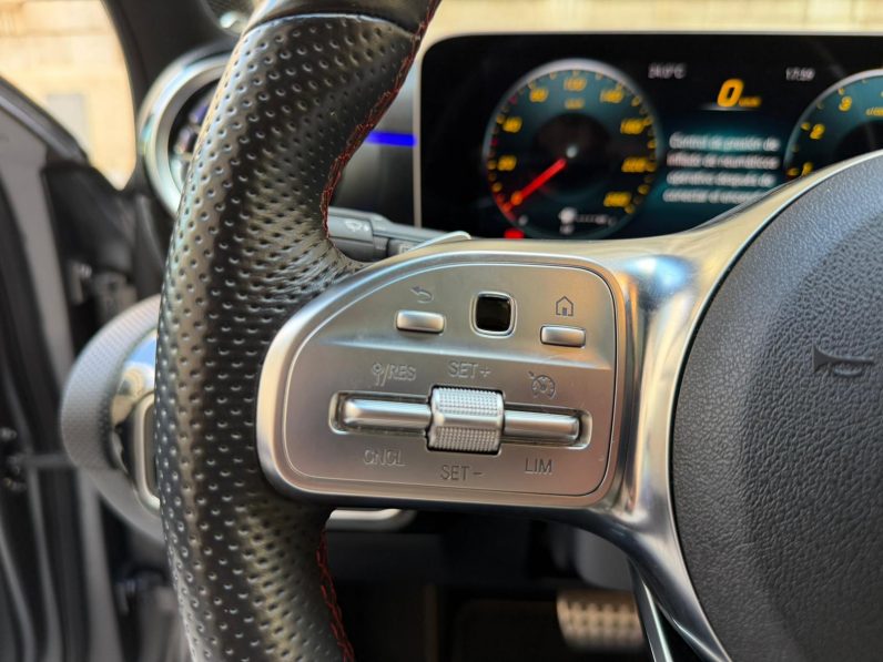 
								MERCEDES-BENZ Clase A A 200 completo									
