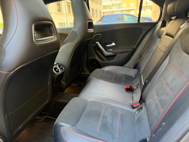 
								MERCEDES-BENZ Clase A A 200 completo									