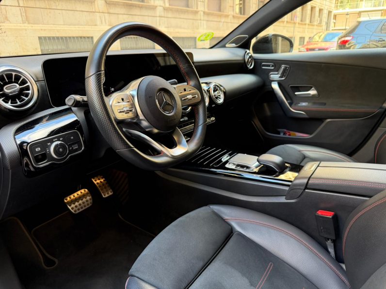 
								MERCEDES-BENZ Clase A A 200 completo									