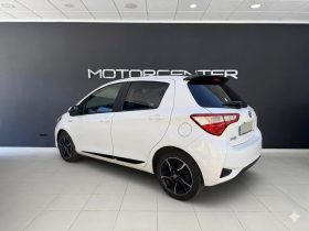 TOYOTA Yaris 1.5 Hybrid Active