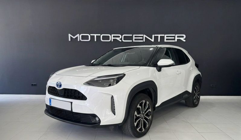 
								TOYOTA Yaris Cross 1.5 120H Active Tech completo									