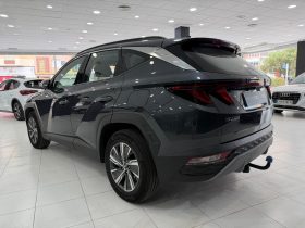 HYUNDAI Tucson 1.6 TGDI HEV Maxx Sky Auto