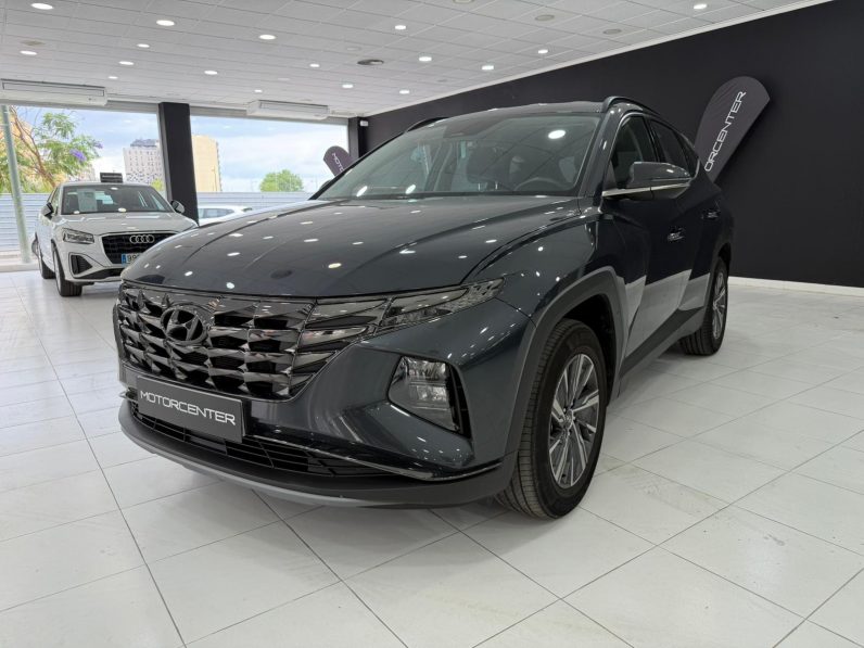 
								HYUNDAI Tucson 1.6 TGDI HEV Maxx Sky Auto completo									